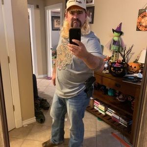 Meet your Posher, Travis